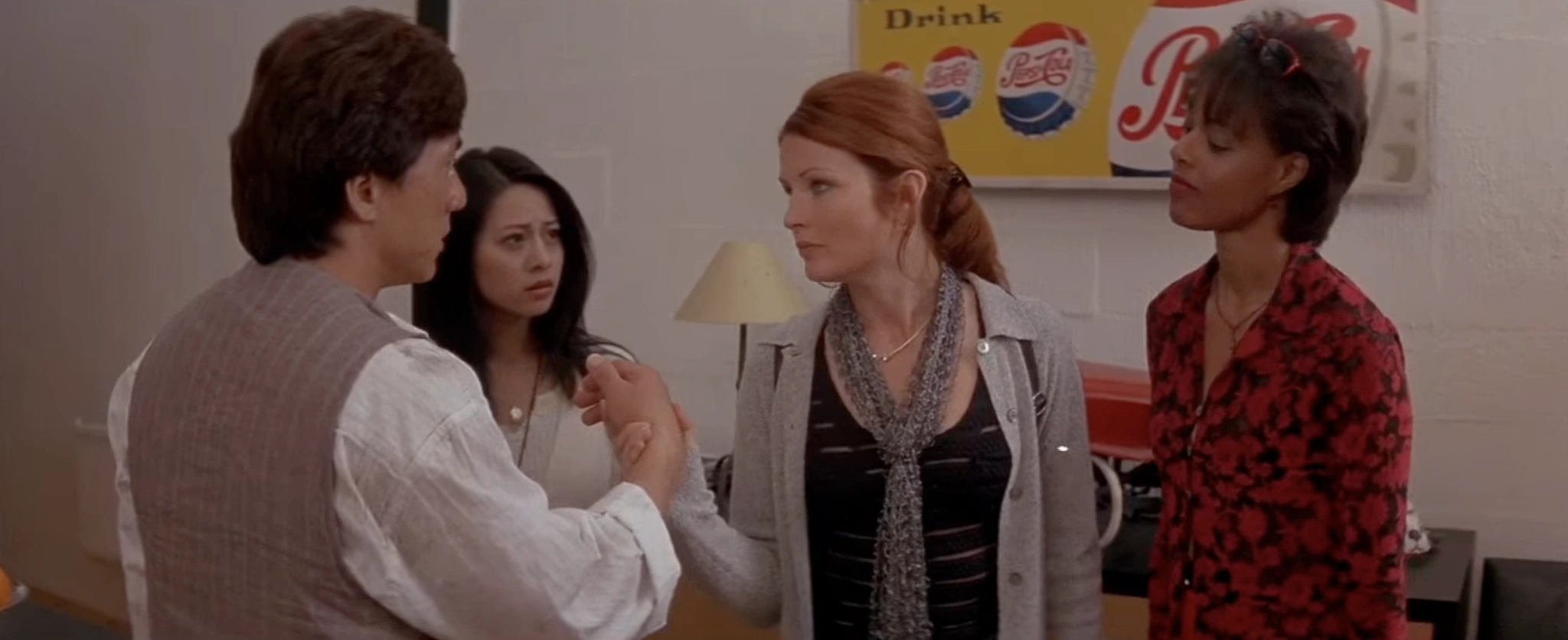 Кадр из фильма Мистер Крутой